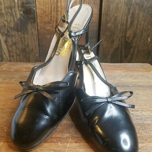 Salvatore Ferragamo Italy 7 AA sling back heels bl